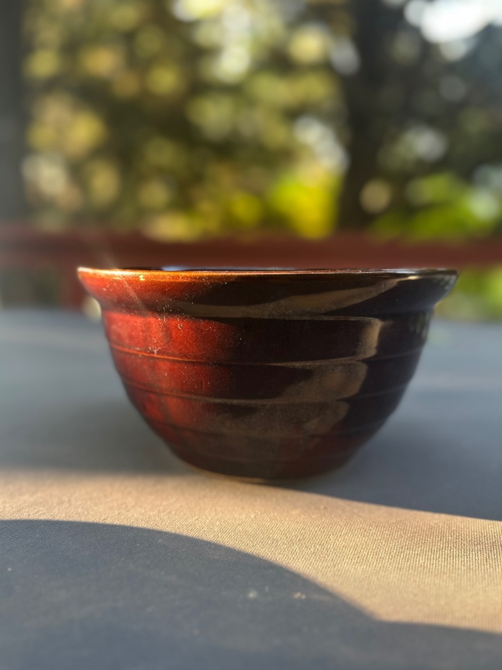 Vintage Monmouth Pottery / Western Stoneware, dark brown 9" beehive bowl